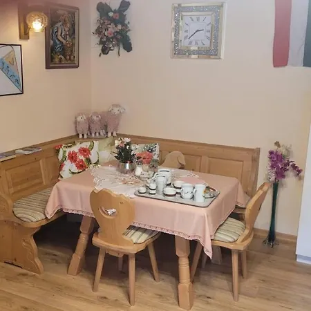 Gaestehaus Raab Apartmán *