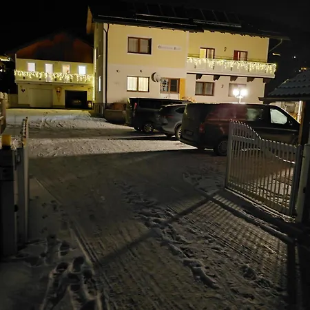 Апартаменты Gaestehaus Raab *